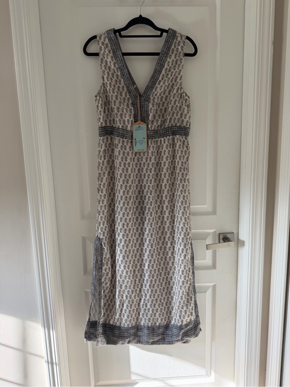 Faherty Cream Maxi Dress with Navy Trim